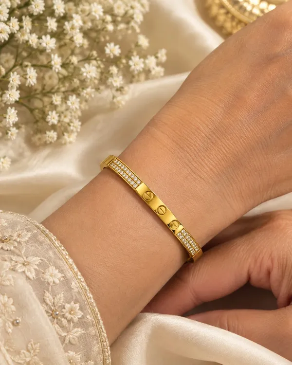 CATHY_PREMIUM_STYLE_ANTI_TARNISH_KADA_BRASS_COPPER_BASE