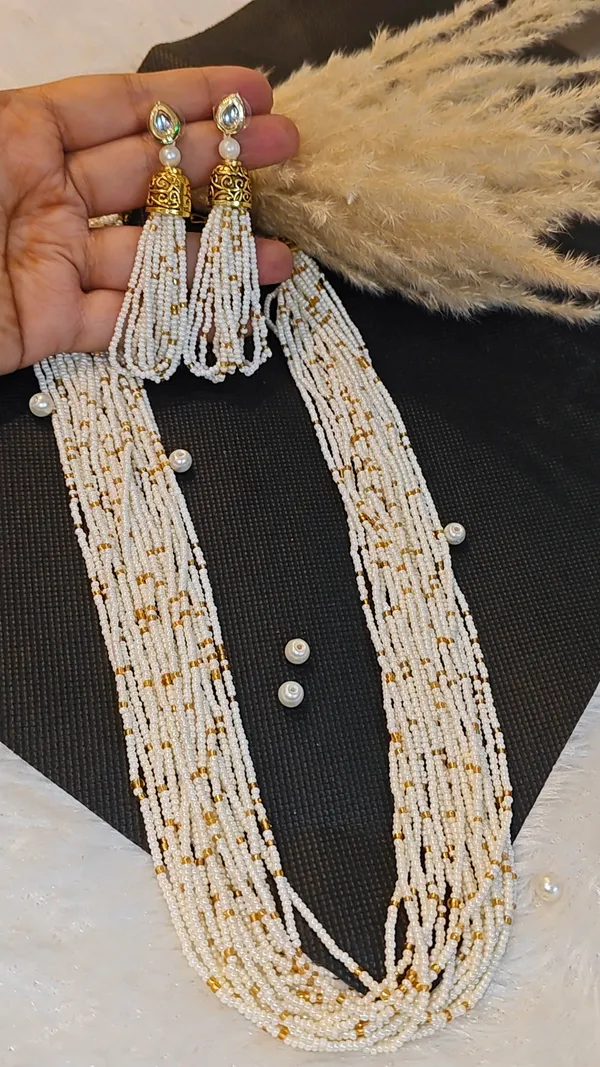 ELEGANT_WHITE_&_GOLD_MULTI-LAYER_BEADED_MALA