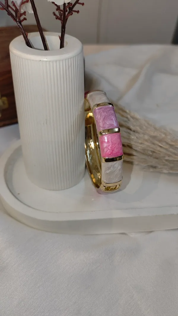Golden_Brass_Premium_&_Elegant_(_Anti_Tarnish_)_Kada_For_Women