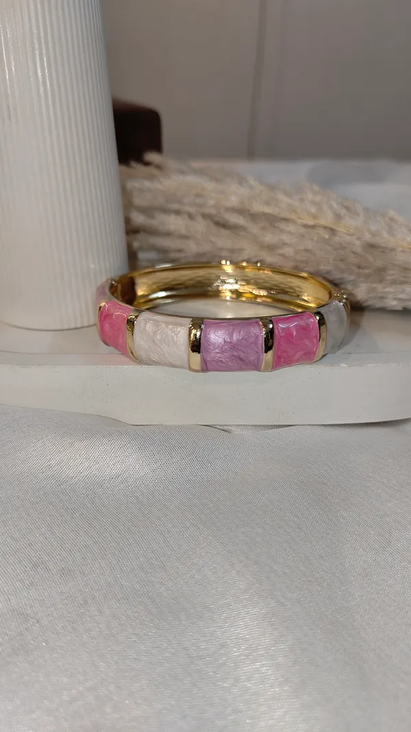 Golden_Brass_Premium_&_Elegant_(_Anti_Tarnish_)_Kada_For_Women