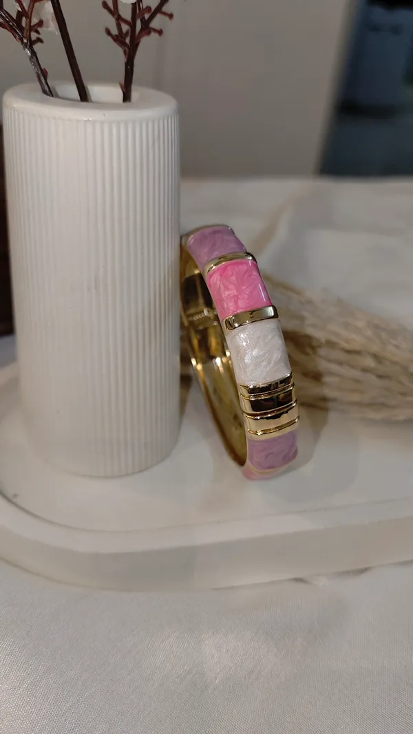 Golden_Brass_Premium_&_Elegant_(_Anti_Tarnish_)_Kada_For_Women