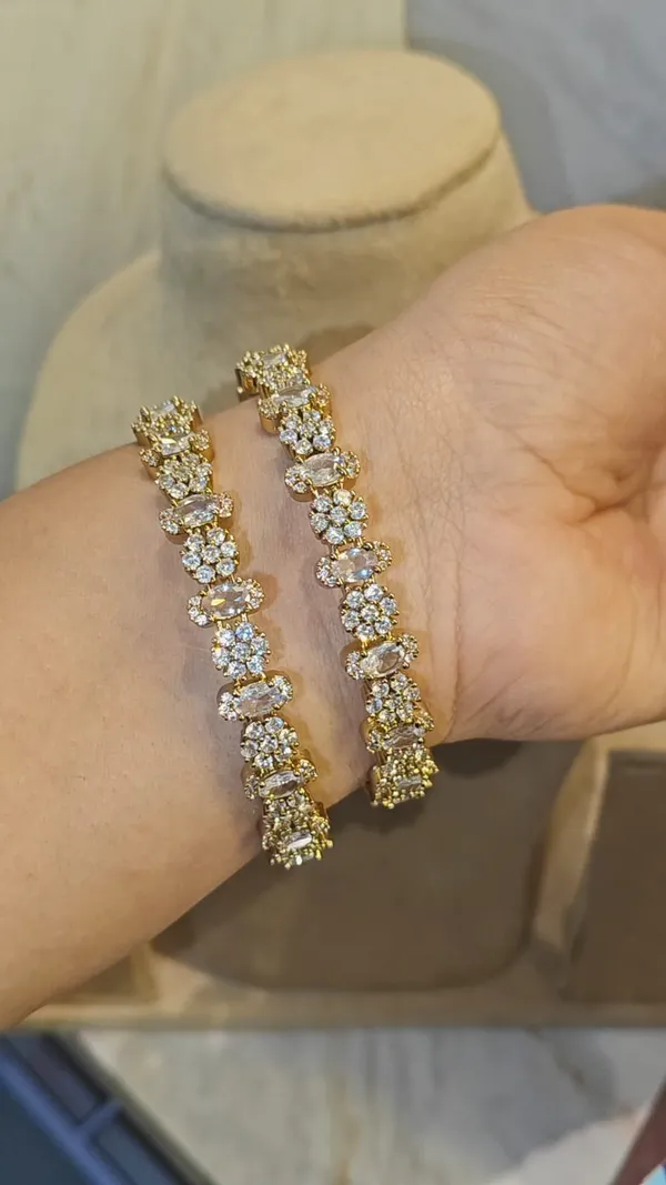 GOLD-TONE_AMERICAN_DIAMOND_BRACELET_-_CRYSTAL_WHITE
