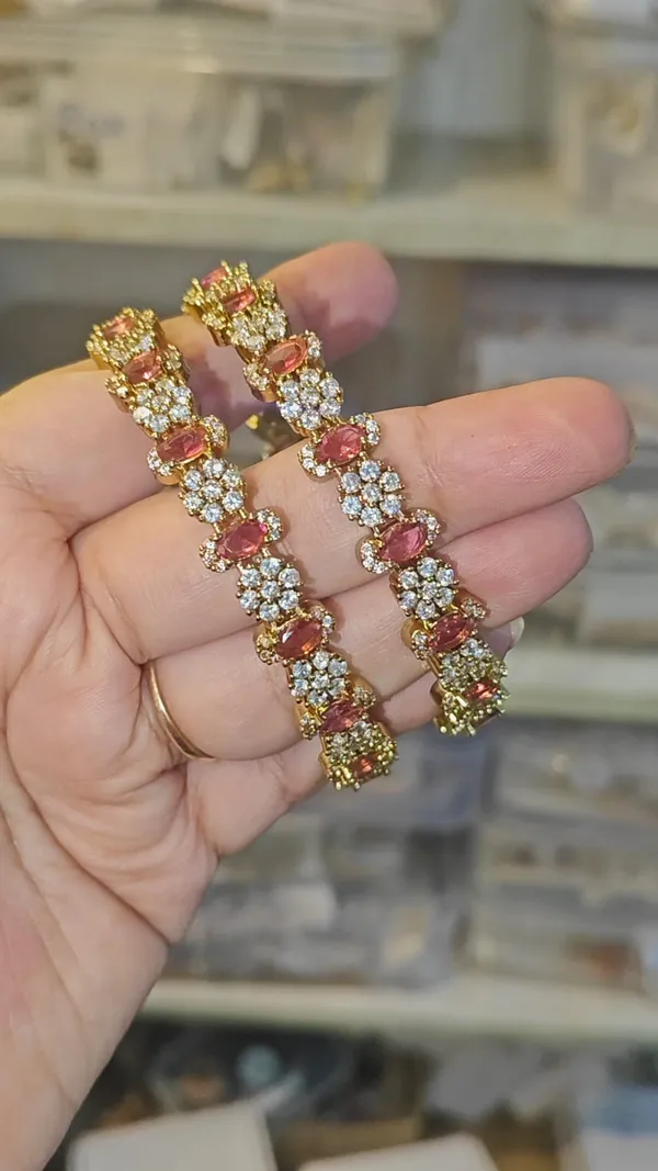 GOLD-TONE_AMERICAN_DIAMOND_BRACELET_-_RED&WHITE