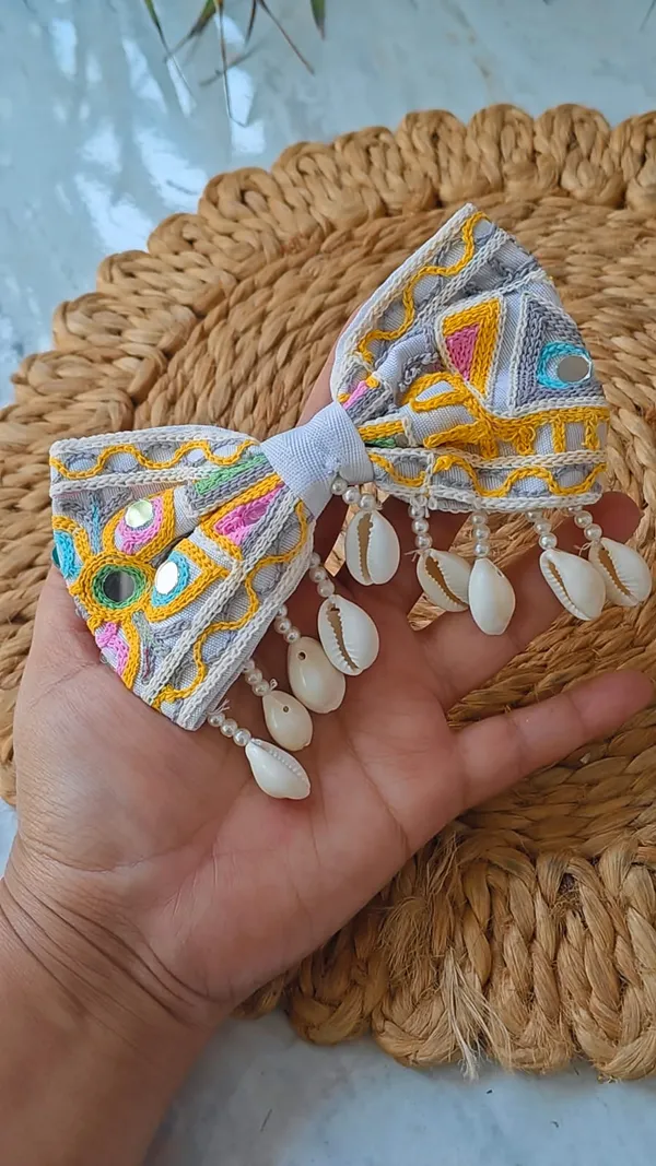 BOHO_HANDMADE_KUTCHI_EMBROIDERED_BOW_(RANDOM_COLOR)_