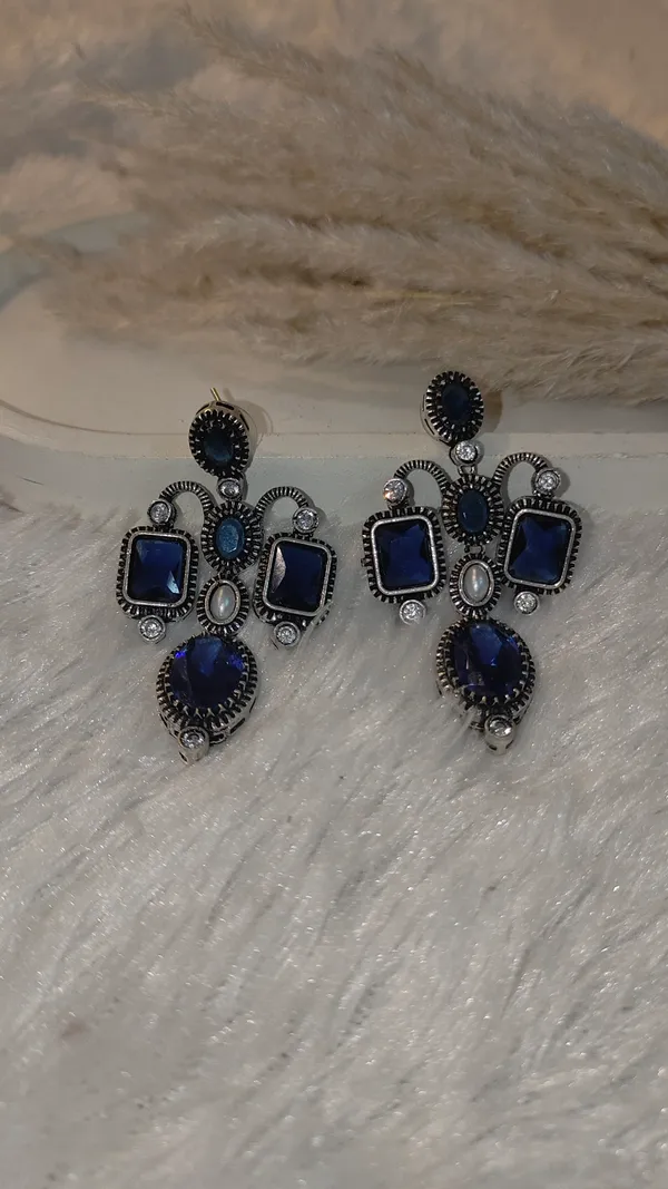 MONALISA_STONE_EARRING