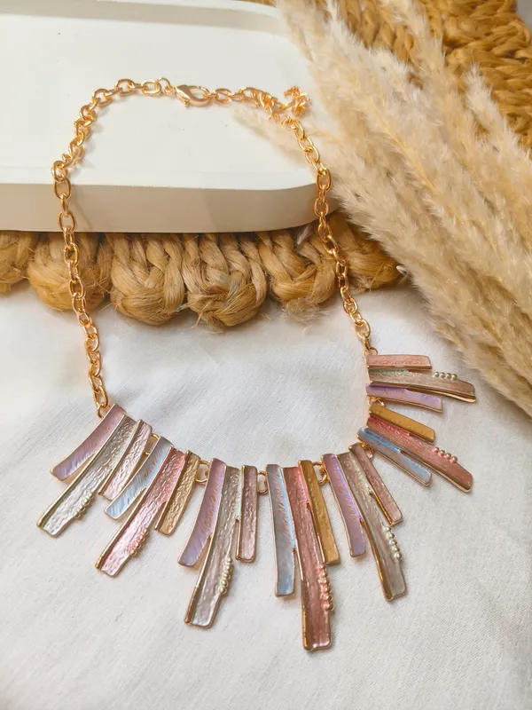 Golden_Stainless_Steel_Premium_&_Elegant_Necklace