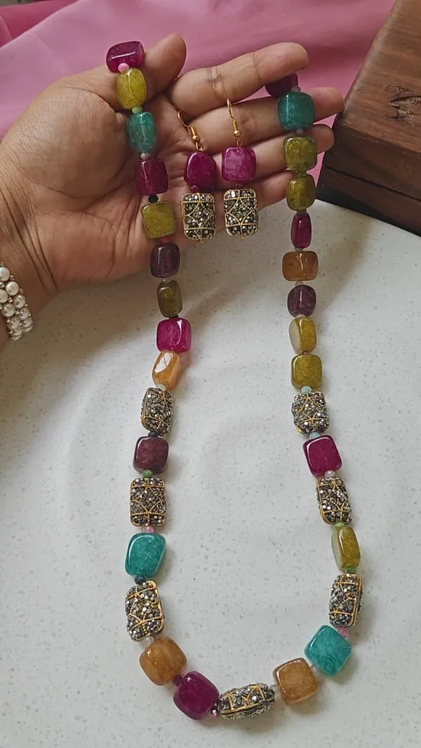 ANTIQUE_MONALISA_NECKLACE_SET_3.0