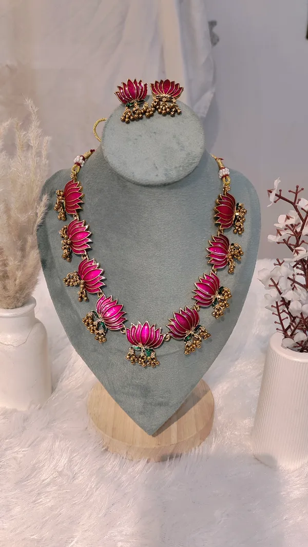 PINK_LOTUS_NECKLACE_SET_WITH_EARRINGS