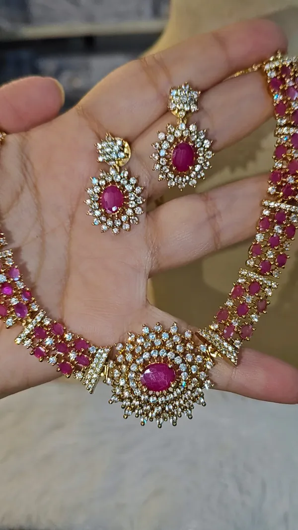 REVATHI_KEMP_STONE_STYLE_NECKLACE_-_RUBY_PINK