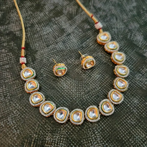 SAMAIRA_KUNDAN_NECKLACE_WITH_AD_STONES_SINGLE_LAYER