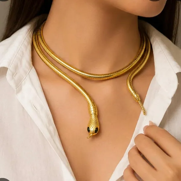 SARPIKA_FLEXIBLE_SNAKE_NECKLACE