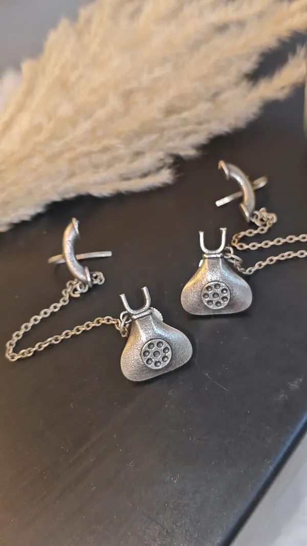 VINTAGE_SLA_TELEPHONE_CUFFLINKS_–_RETRO_CHARM
