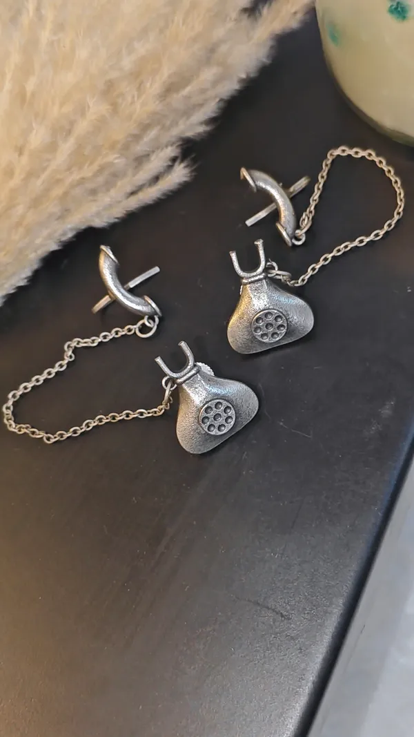 VINTAGE_SLA_TELEPHONE_CUFFLINKS_–_RETRO_CHARM