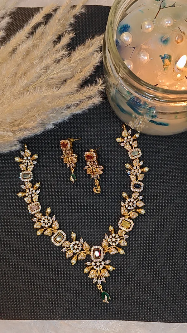 VANYA_-_NECKLACE_SET_WITH_MULTICOLOR_STONES_&_EMERALD_DROPS