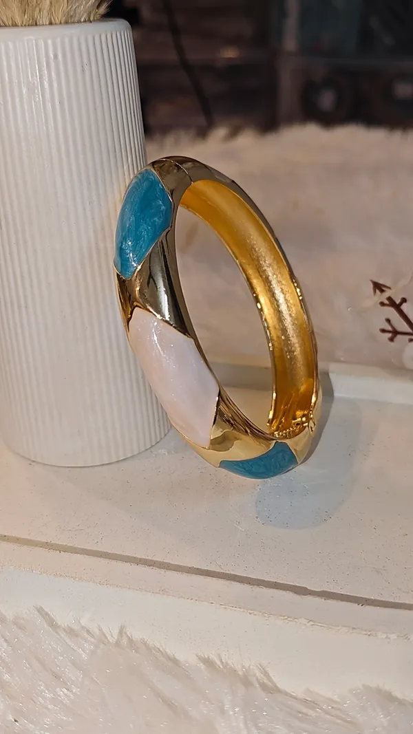 GOLD-PLATED_ENAMEL_KADA_–_SKY_BLUE_&_PEARL