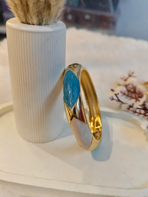 GOLD-PLATED_ENAMEL_KADA_–_SKY_BLUE_&_PEARL