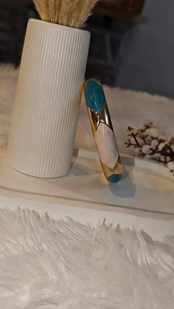 GOLD-PLATED_ENAMEL_KADA_–_SKY_BLUE_&_PEARL