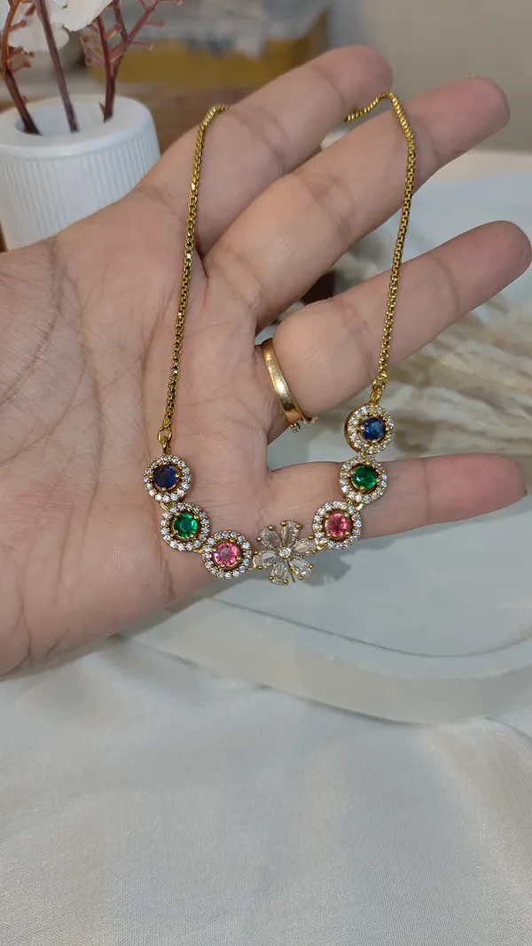 GOLDEN_BRASS_PREMIUM_&_ELEGANT_(_AD_DIAMONDS_)_BRACELET_FOR_WOMEN