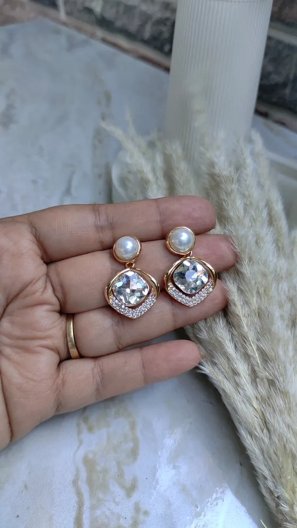 ROSE_GOLD_STAINLESS_STEEL_PREMIUM_&_ELEGANT_(_AD_DIAMONDS_)_EARRINGS_FOR_WOMEN