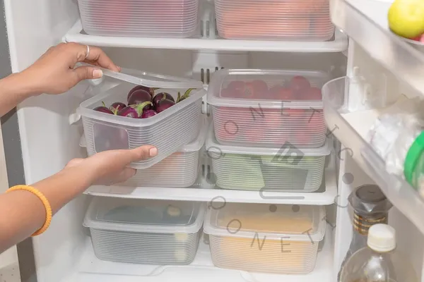 Transparent_Fridge_Storage_Containers_Pack_Of_6_Boxes_With_Removable_Drain_Plate_Lids_Stackable_Organizer_Box_Fruits_Vegetables_With_And_Airtight_Lid_Plastic_Keeps_Meat_Fish_Fresh_Longer_1800_Ml