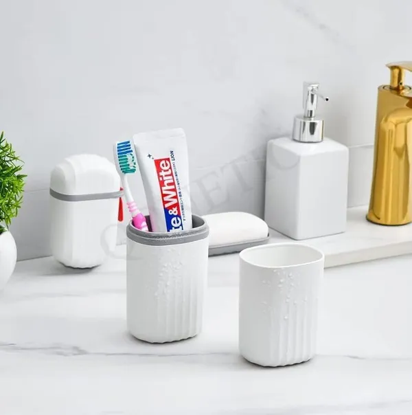 White_Travel_Soap_Case_And_Tooth_Brush_Holder_Bathroom,_Soap_Box_For_Travelling_Leak_Proof_Toothbrush_Cover_Box,_Waterproof_Toothbrush_Cover_Case_Toothbrush_Holder_For_Travel,_Camping_Off