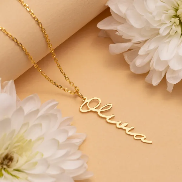 Personalized_Vertical_Name_Necklace