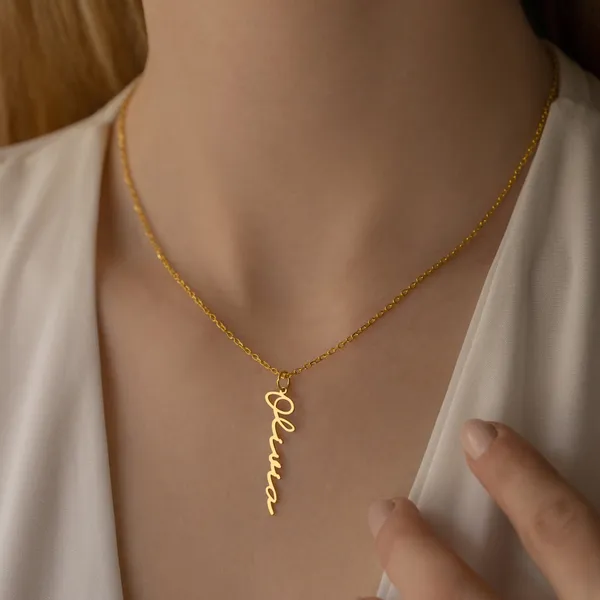 Personalized_Vertical_Name_Necklace