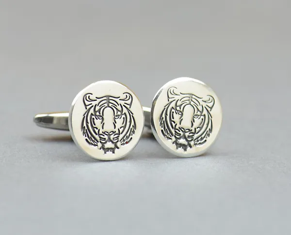 Tiger_Handmade_Silver_Cufflinks_(Pack_of_2)