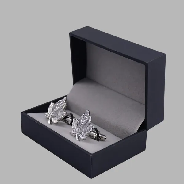 Silver_Personalized_Maple_Leaf_Cufflinks_For_Men