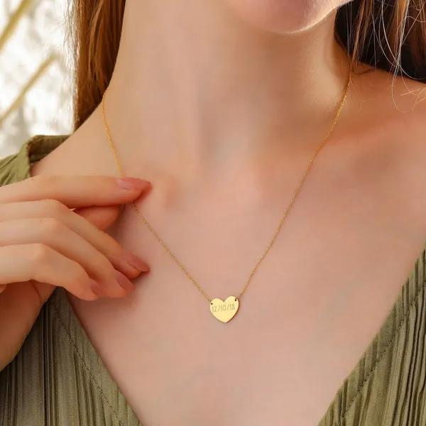 Heart_With_Initial_Necklace_For_Women