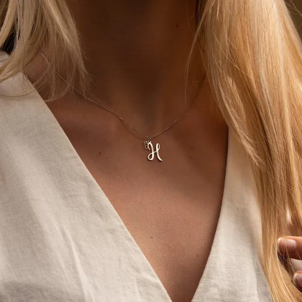 Initial_Necklace_With_Butterfly