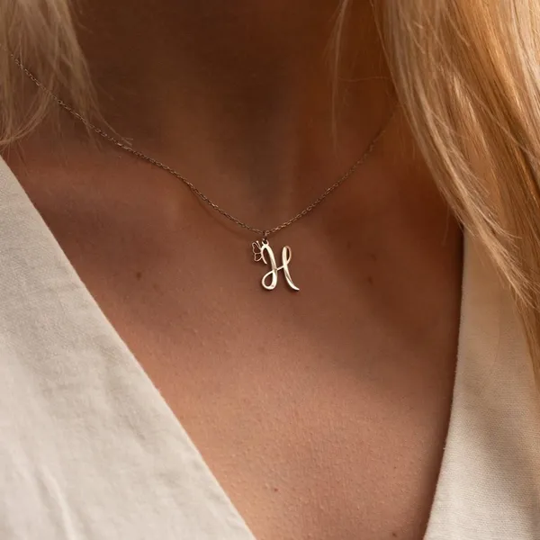 Initial_Necklace_With_Butterfly