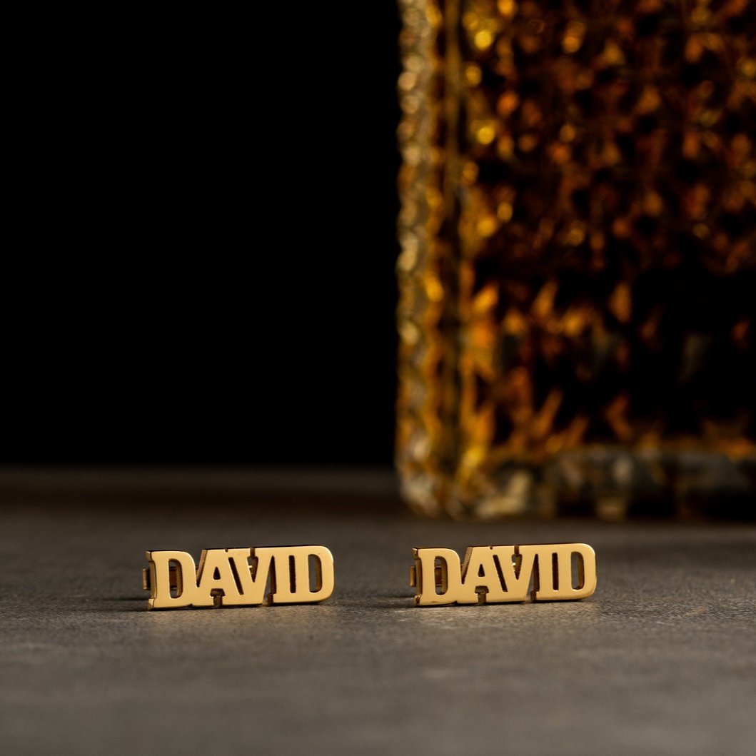 Gold_Personalized_Name_Cufflinks_For_Men