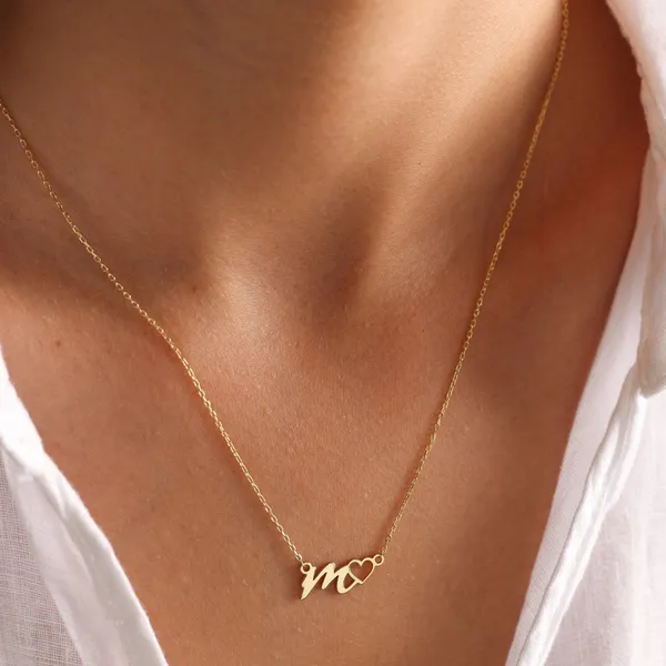 Personalised_Initial_Heart_Pendant_Name_Necklace