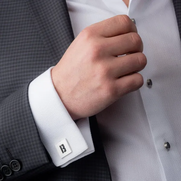 Silver_Personalized_Alphabet_Initial_Cufflinks_For_Men