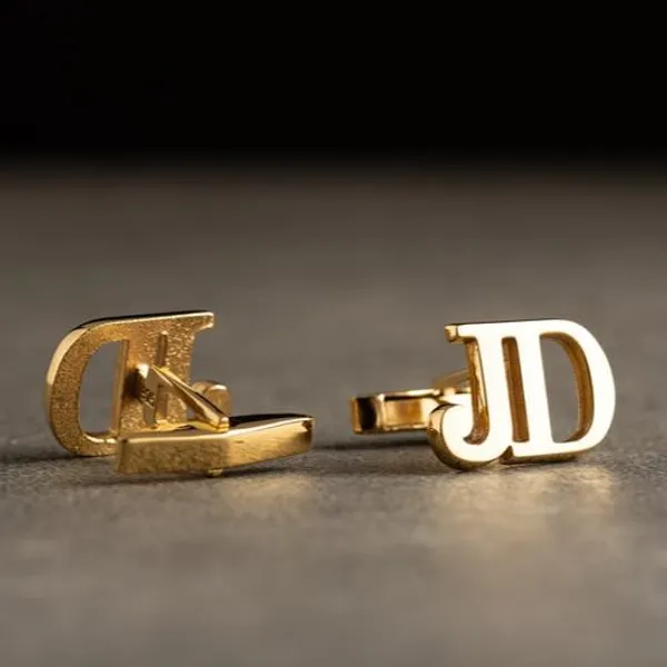Gold_Personalized_Alphabet_Cufflinks_For_Men