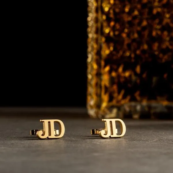 Gold_Personalized_Alphabet_Cufflinks_For_Men