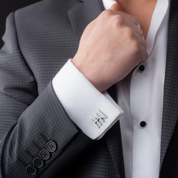 Personalized_Name_Cufflinks_For_Groomsmen_Gifts