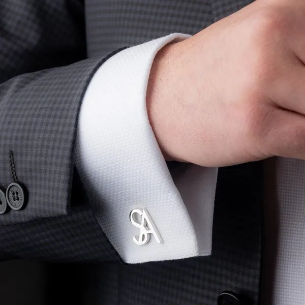 Personalized_Name_Cufflinks_For_Groomsmen_Gifts
