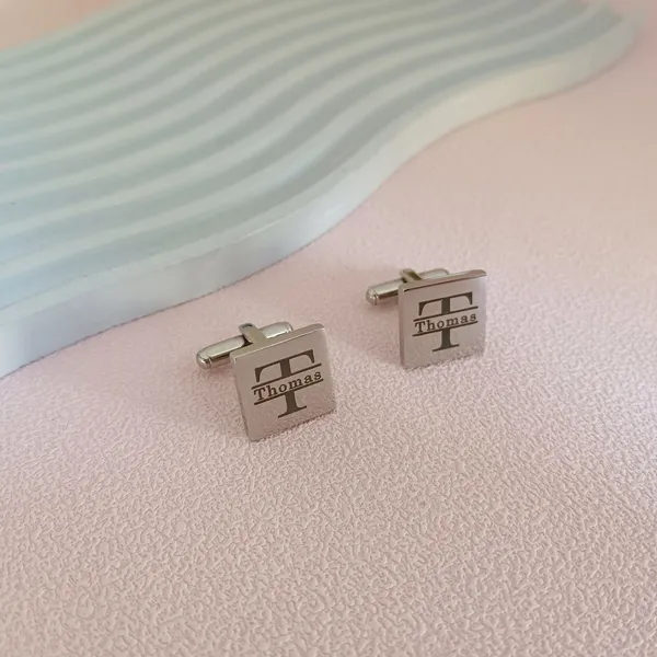 Personalized_Name_Cufflinks_With_Initial_For_Men