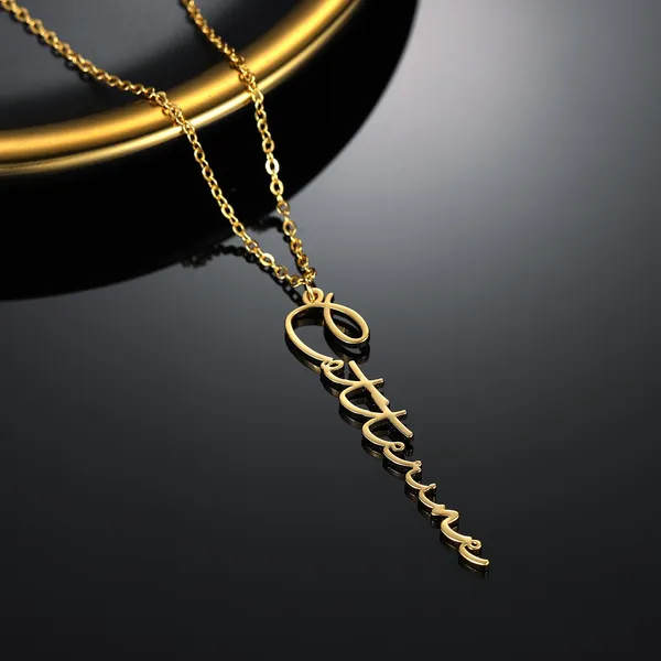 Vertical_Name_Necklace