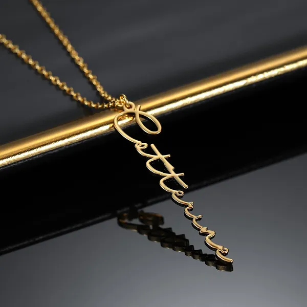 Vertical_Name_Necklace