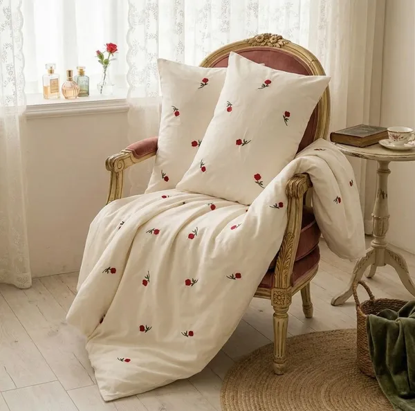 Exquisite_Embroidered_Bedsheet_With_Red_Roses_On_Light_Beige_Premium_Cotton_Bedsheet_With_Two_Pillow_Covers