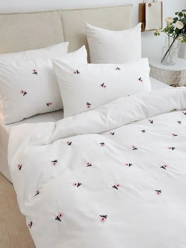 Exquisite_embroidered_cotton_bedsheet_with_pink_flowers_on_white_in_premium_cotton_bedsheet_along_with_two_pillow_covers