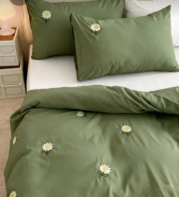 Exquisite_embroidered_bedsheet_with_white_daisy_floral_pattern_on_moss_green_in_premium_cotton_bedsheet_along_with_two_pillow_covers