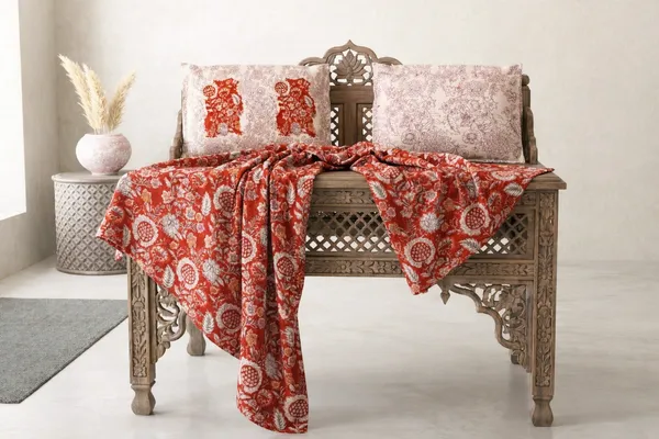 Exquisite_floral_print_in_red_and_beige_cotton_double_bedsheet_and_two_pillow_covers