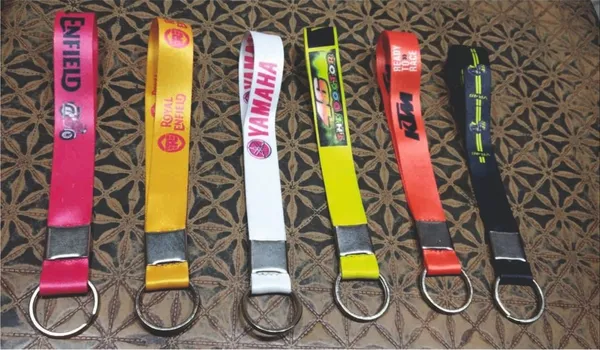 Fabric_Keychain_(Ring)