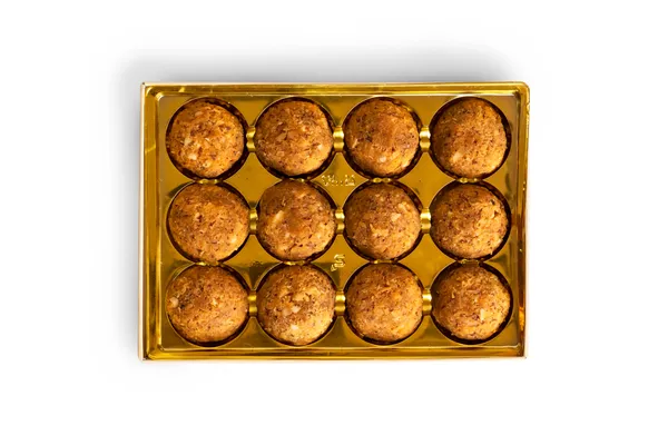 Homemade_Coconut_Ladoo_500gm