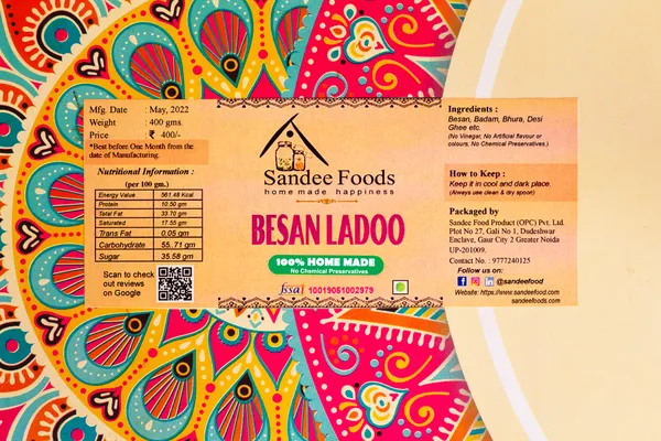 Besan_Ladoo_Is_A_Traditional_Indian_Sweet_Made_With_Flour,_Ghee,_And_Sugar_500gm