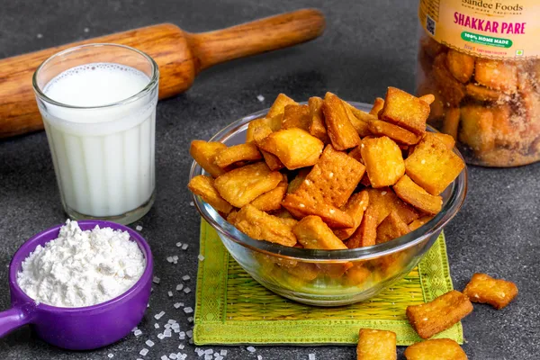 Premium_Homemade_High_Quality_Shakkar_Para